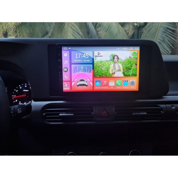 Mặt dưỡng màn hình Hyundai Stargazer 2022 - 2023