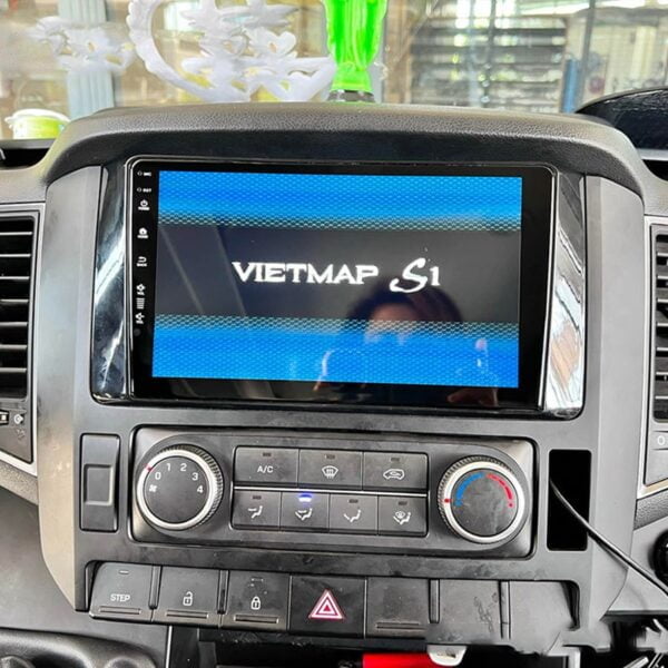 Mặt dưỡng màn hình Hyundai Solati 9 inch