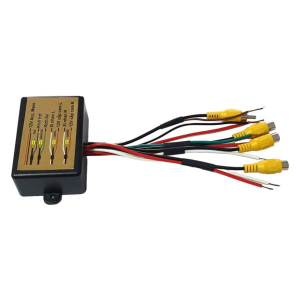 Bộ chia tín hiệu camera lùi và camera cập lề 11 Bộ chia tín hiệu camera lùi và camera cập lề