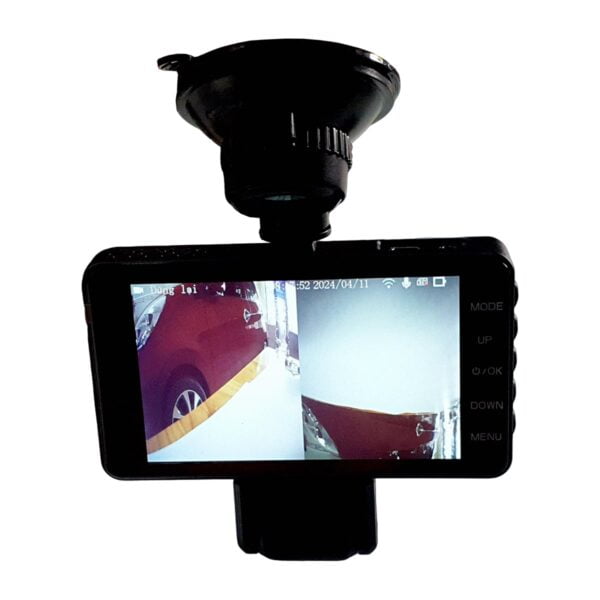 Camera hành trình ô tô A12pro 3 mắt màn hình 4in 80 Camera hành trình ô tô A12pro 3 mắt màn hình 4in