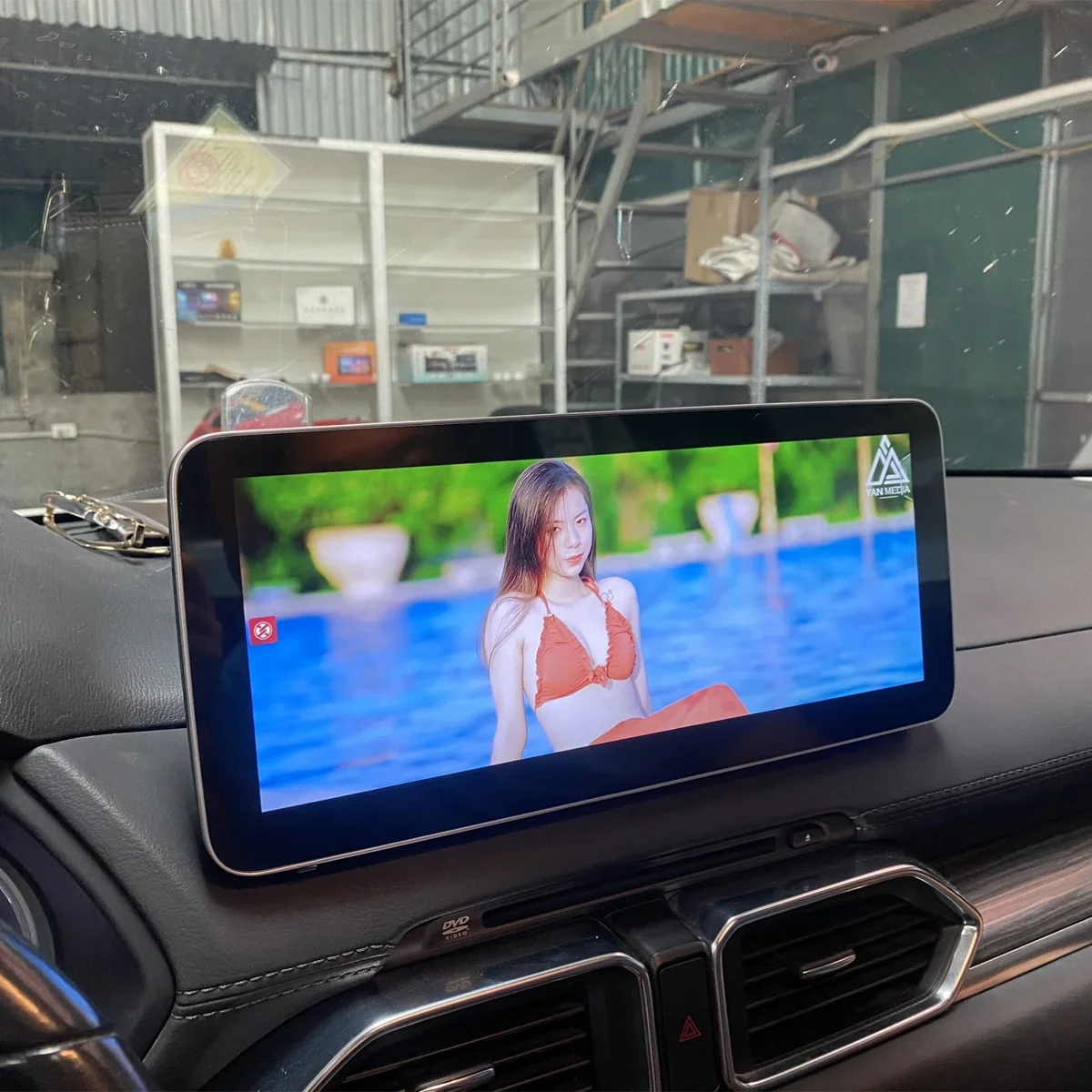 Mặt dưỡng màn hình ô tô Android 12.3 inch