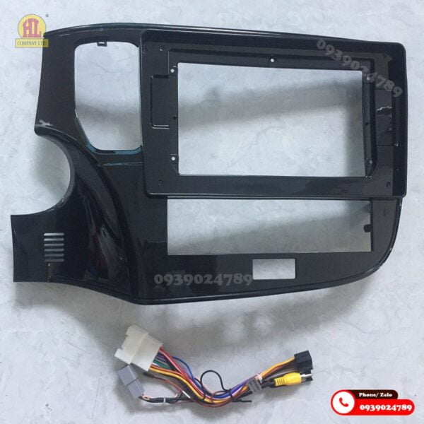 Mặt dưỡng màn hình Mitsubishi Outlander 2005-2023