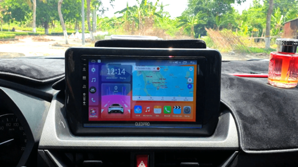 Có nên lắp màn hình android cho ô tô hay không?