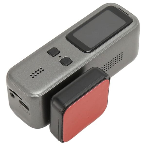 Camera hành trình Q6 ghi hình liên tục 24h