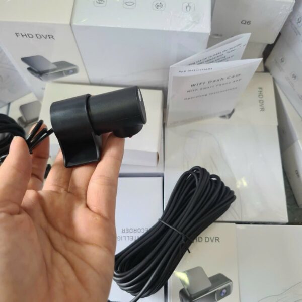 Camera hành trình Q6 ghi hình liên tục 24h
