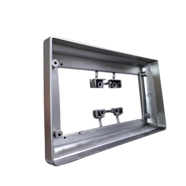 Mặt dưỡng xe tải độ chế màn Android 9 inch