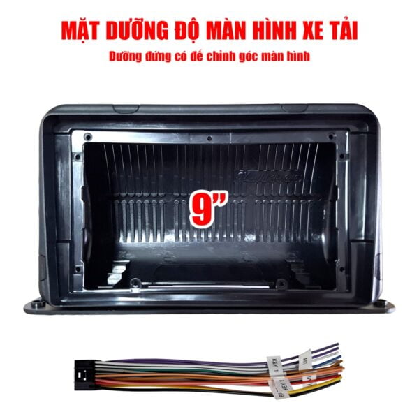 Mặt dưỡng xe tải độ chế màn Android 9 inch